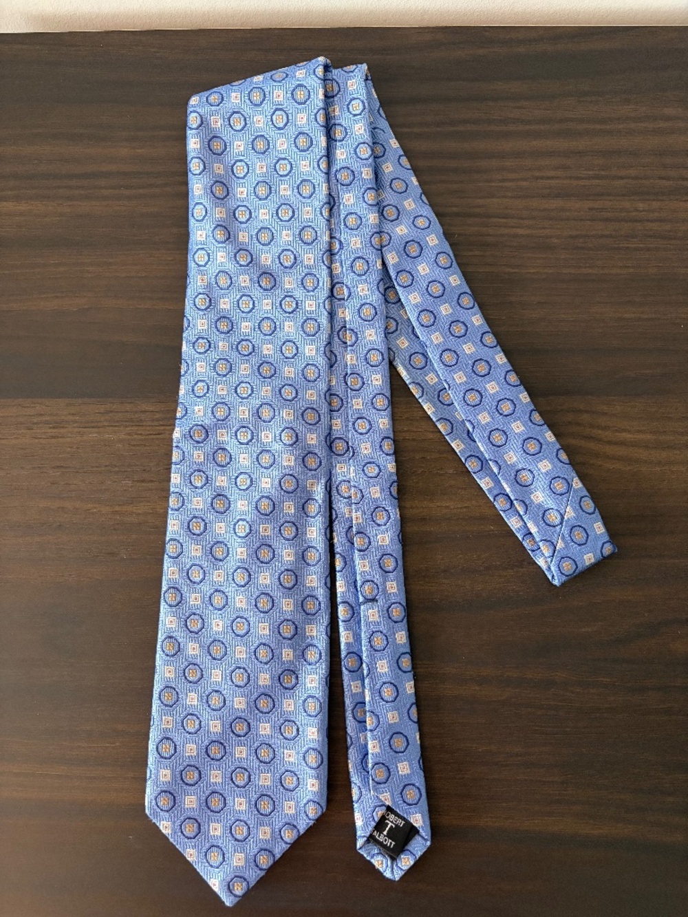 Robert Talbott Carmel Best of Class Silk Tie Blue Geometric Medallion — Like New